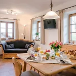 Moederlhof Apartment