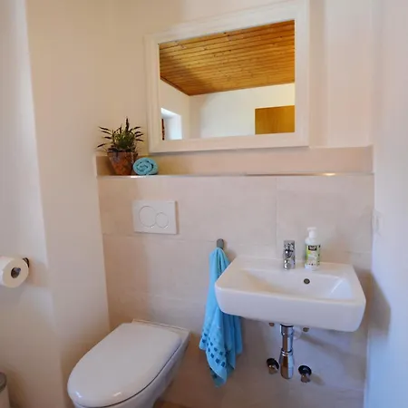 Moederlhof إيغستات